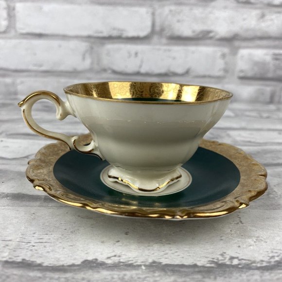 Lindner Kueps Bavaria Green & Gold Gilt Demitasse Cup Saucer Vintage - Picture 3 of 6